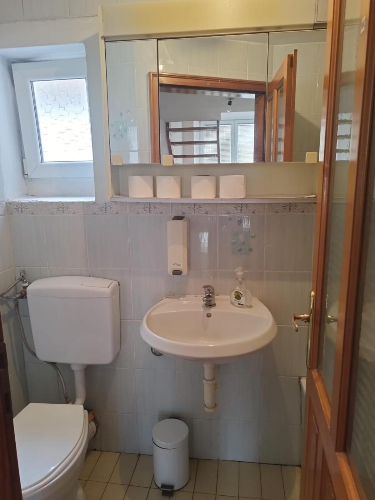 Budget Rooms Vratnik - Amazing Views Sarajevo Luaran gambar