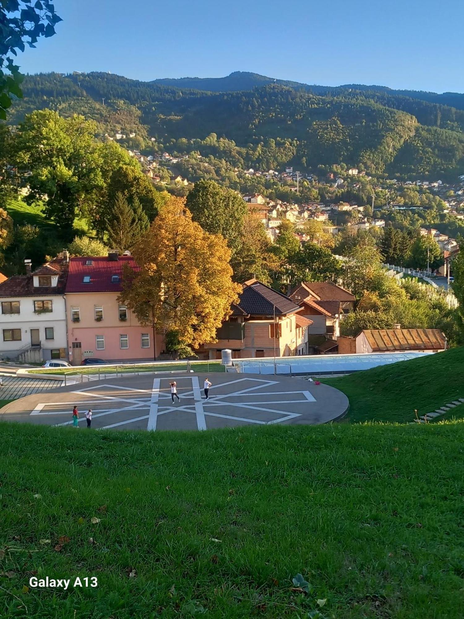 Budget Rooms Vratnik - Amazing Views Sarajevo Luaran gambar