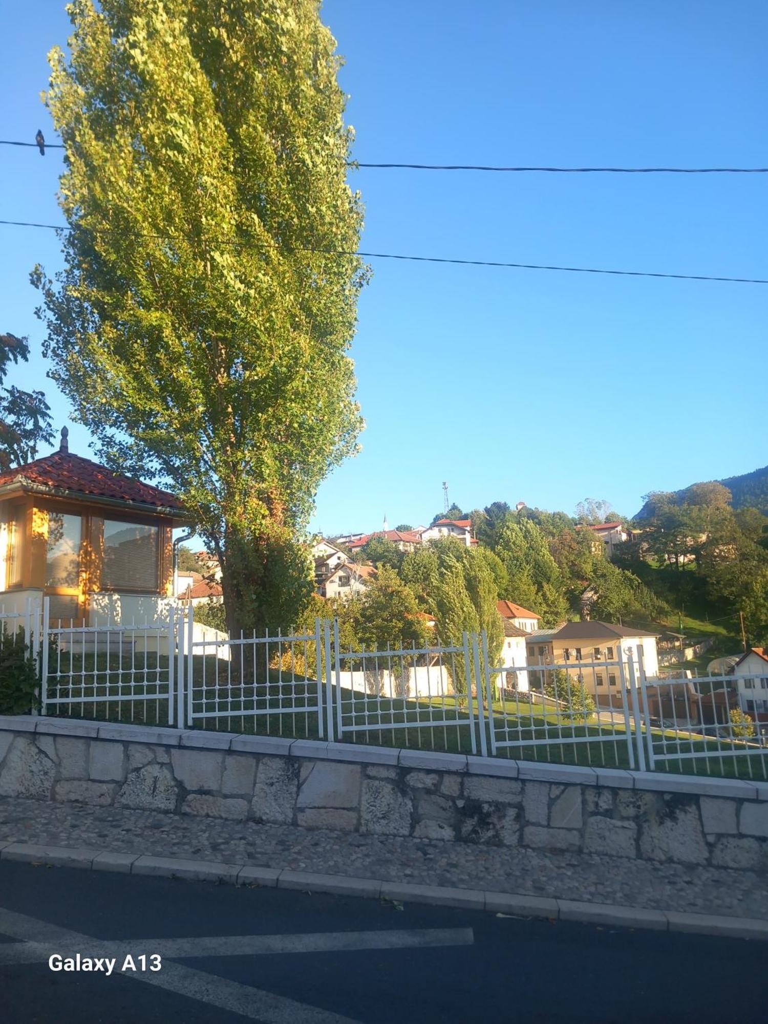 Budget Rooms Vratnik - Amazing Views Sarajevo Luaran gambar