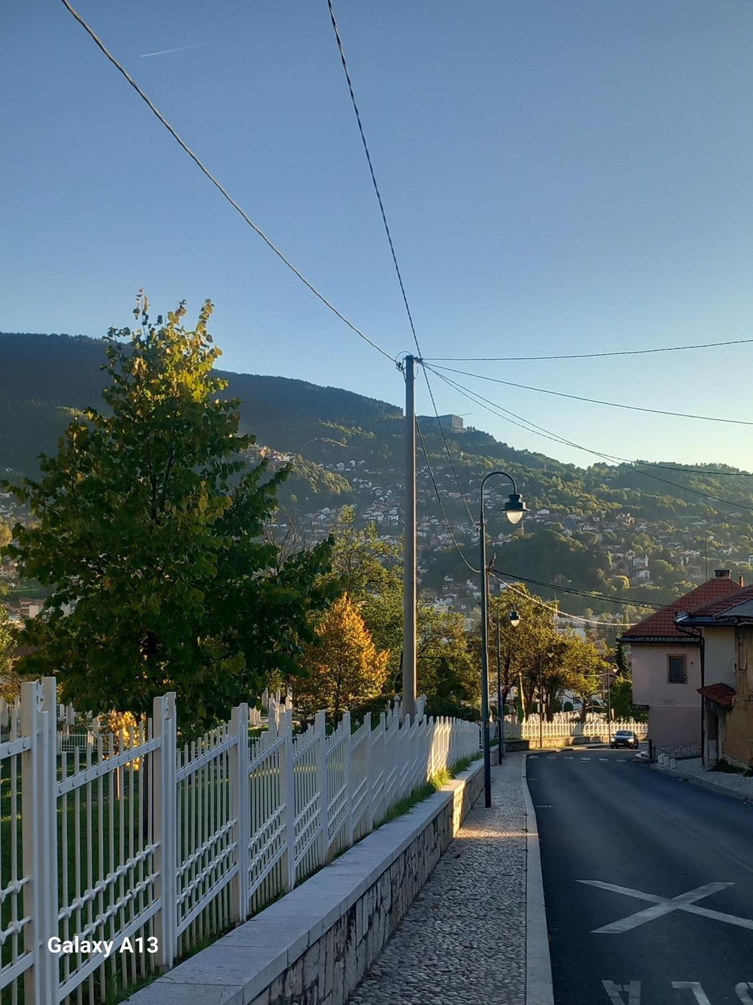 Budget Rooms Vratnik - Amazing Views Sarajevo Luaran gambar