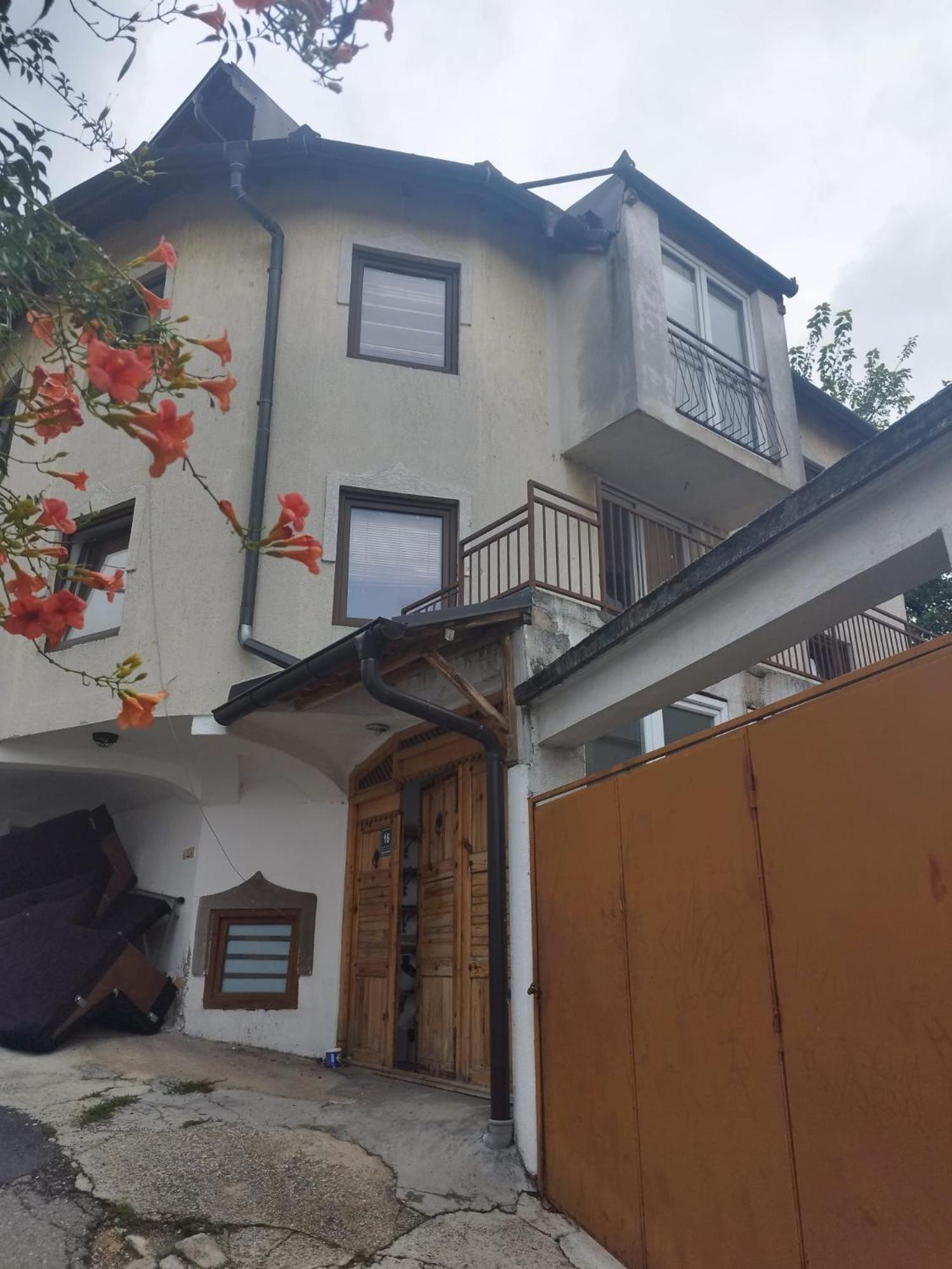 Budget Rooms Vratnik - Amazing Views Sarajevo Luaran gambar