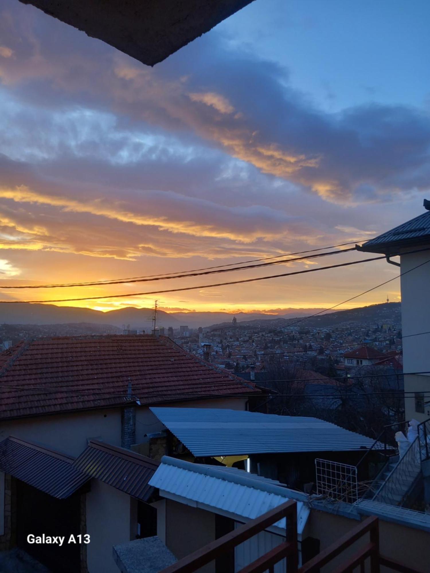 Budget Rooms Vratnik - Amazing Views Sarajevo Luaran gambar